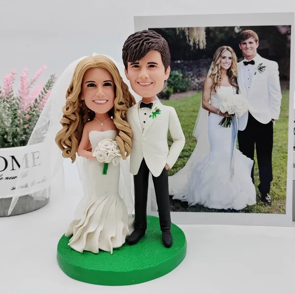 1. Make Your Own Wedding Bobblehead Cake Toppers